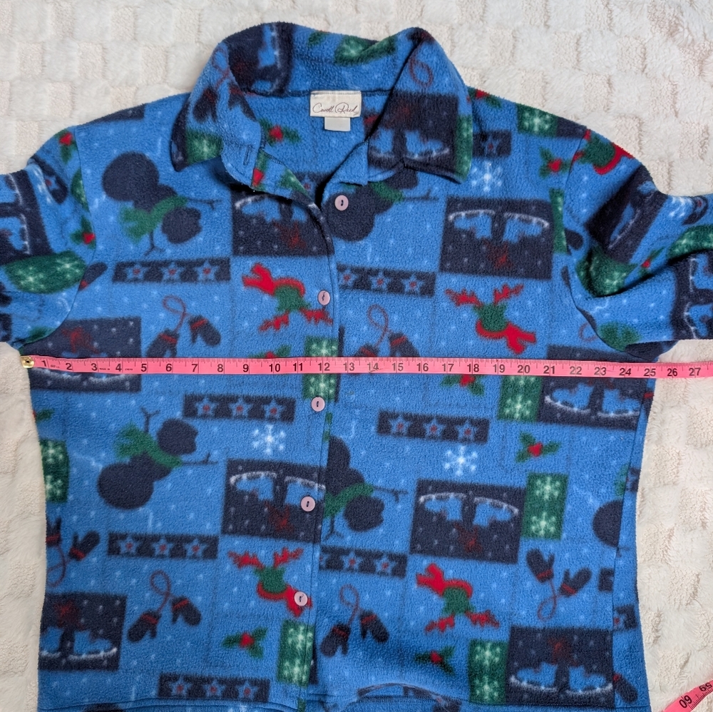 Blue holiday Patterned Button-Up Fleece - Picture 5 of 10